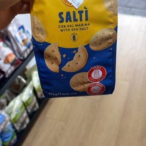 קרקרים Salti עם מלח ים Schär